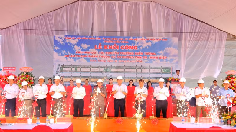 The Tan An-Binh Hiep resettlement area has made a significant contribution to the disbursement of public investment capital in Tay Ninh Province in 2026. (Photo: THANH PHONG)