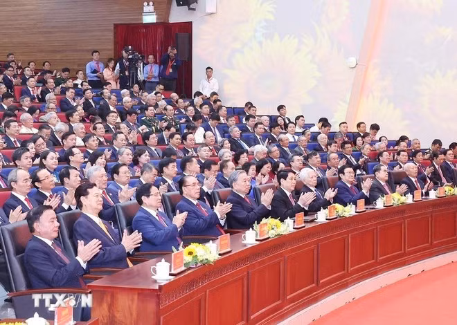Party General Secretary To Lam, along with incumbent and former Party and State leaders, attends the congress. (Photo: VNA)