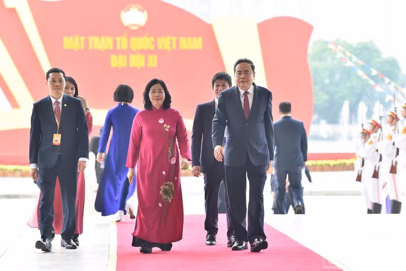 National Assembly Chairman Tran Thanh Man attends the congress.