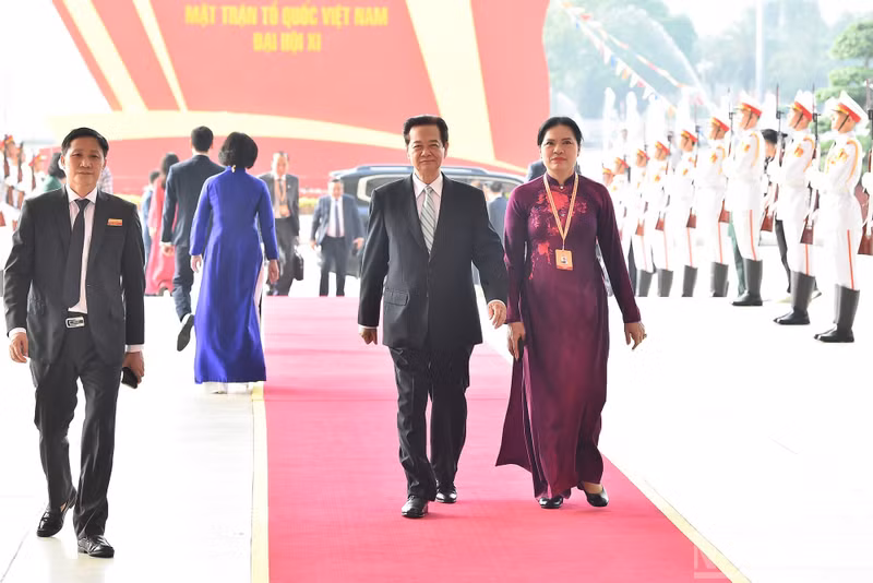 Former Prime Minister Nguyen Tan Dung attends the congress.