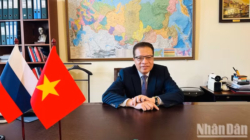 Vietnamese Ambassador to Russia Dang Minh Khoi (Photo: NDO)