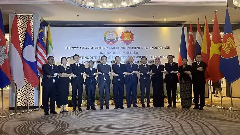 Delegates at the 22nd ASEAN Ministerial Meeting on Science, Technology and Innovation (AMMSTI-22) held in Vientiane, Laos, on June 26. (Photo: nhandan.vn)