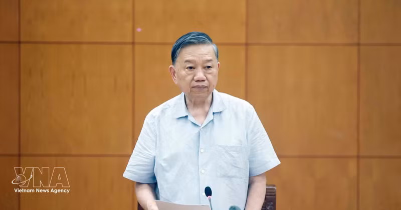 General Secretary of the Communist Party of Viet Nam Central Committee and State President To Lam speaks at at a working session in Ha Noi on May 21, 2026. (Photo: VNA)