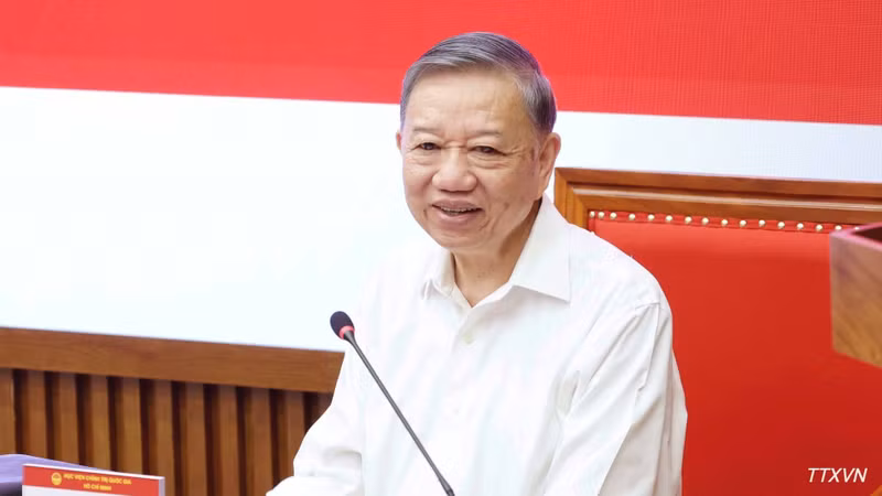 General Secretary and President To Lam discusses and delivers the thematic lecture. (Photo: VNA)