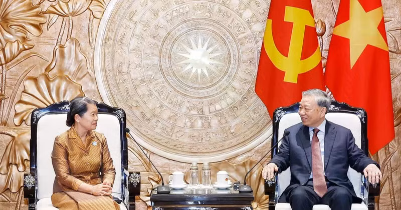 Party chief To Lam receives Cambodian CPP vice President Men Sam An (Photo: VNA)