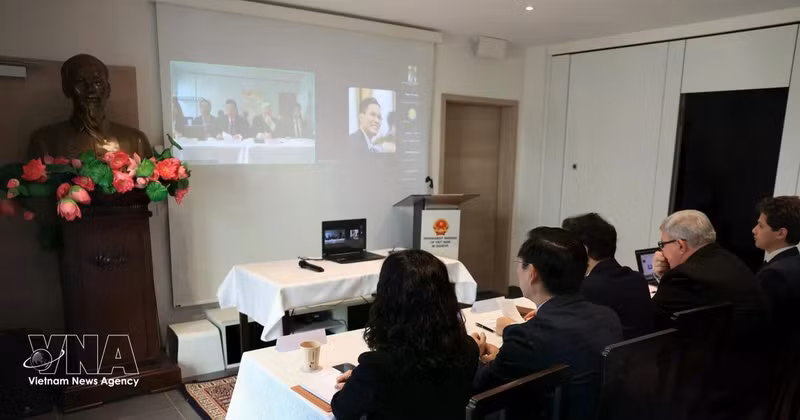 Delegates attend the seminar on new developments in US tariff policy organised by Permanent Mission of Viet Nam in Geneva. (Photo: VNA)