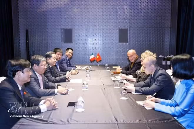 An overview of the meeting (Photo: VNA)