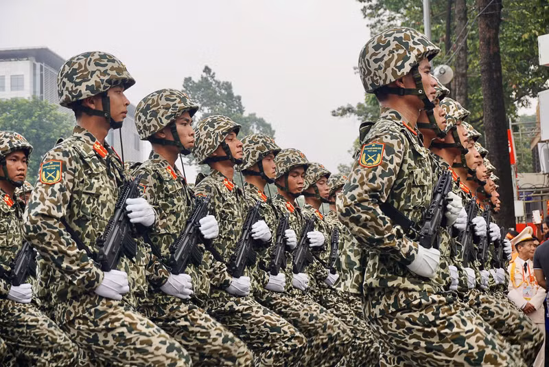 26-khoi-chien-si-bo-binh.jpg