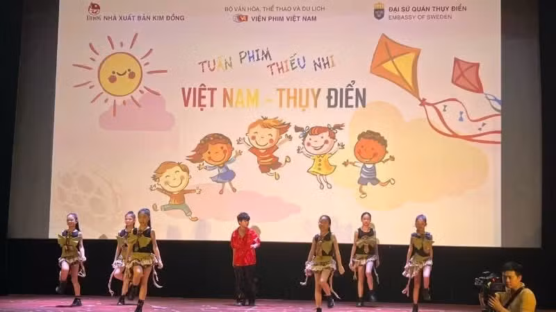 Opening ceremony of the Viet Nam–Sweden Children's Film Week.