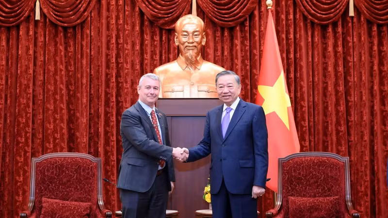 Party General Secretary and State President To Lam and Karl Van Den Bossche, Ambassador of the Kingdom of Belgium to Viet Nam.
