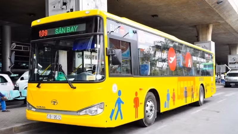 The CAAV is gathering opinions from relevant agencies to finalise plans for bus routes connecting Long Thanh International Airport.