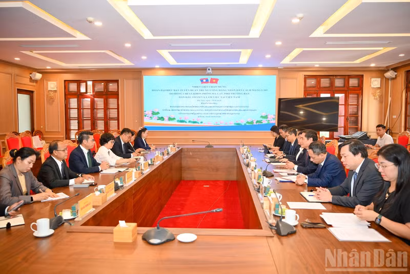 Delegates at the working session (Photo: NDO) 