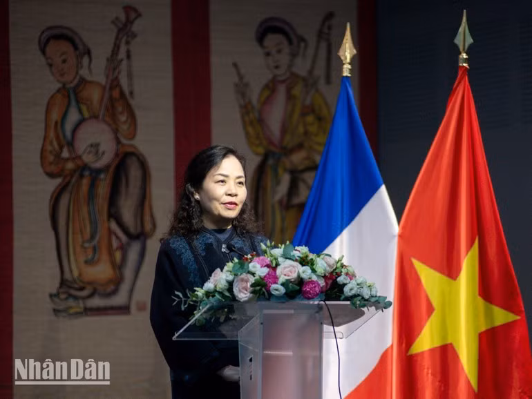 giao-luu-doan-lam-phim-duy-4.jpg
