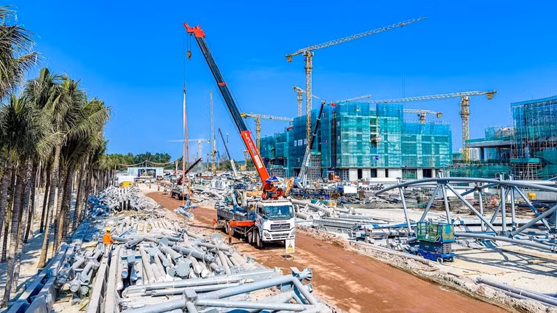 The APEC Conference and Exhibition Centre project in Phu Quoc, An Giang Province, is being accelerated. (Photo: NDO)