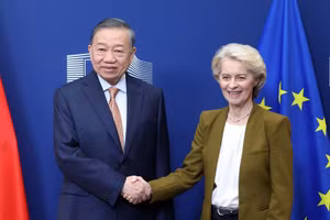 General Secretary of the Communist Party of Viet Nam Central Committee and President To Lam (L) meets with President of the European Commission Ursula von der Leyen on October 22, 2026. (Photo: VNA)