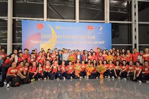 The Vietnamese sports delegation depart for the 2026 Asian Games in Japan. (Photo: VGP).