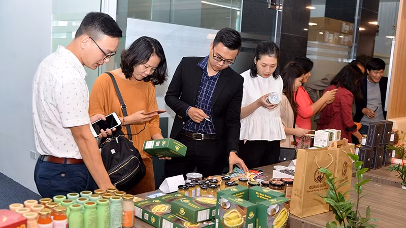 Large amounts of agricultural products of localities are consumed in Hanoi City (Photo: DANG KHOA)