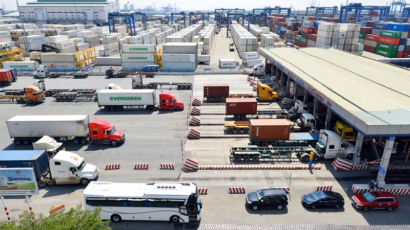 Vietnam’s logistics sector is expected to contribute 5-6 percent to the country's GDP by 2025.
