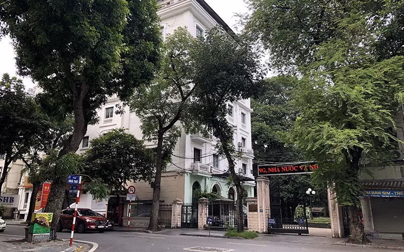 71 Hang Trong, the headquarters of Nhan Dan newspaper 