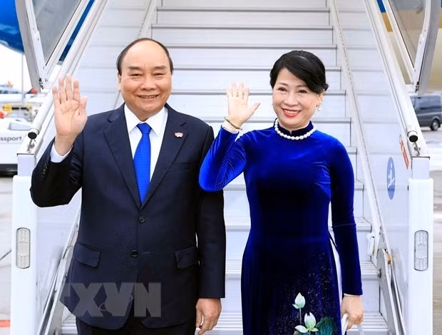 President Nguyen Xuan Phuc, his spouse and a high-ranking Vietnamese delegation on November 29 afternoon (Vietnam time) leaves Geneva for an official visit to Russia at the invitation of his Russian President Vladimir Putin. (Photo: VNA)