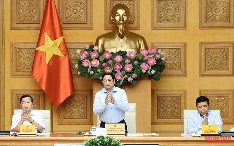 PM Pham Minh Chinh chairs working session on ensuring macroeconomic stability