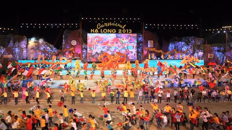 Carnaval Ha Long 2013