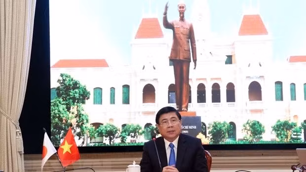 Chairman of Ho Chi Minh City People's Committee Nguyen Thanh Phong at the online meeting (Photo: VNA)
