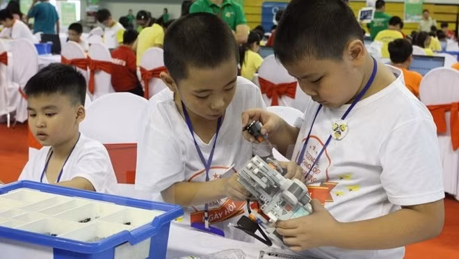 The event is a useful activity for Southeast Asian students to further inspire their passion for science and technology (Photo: VNA)