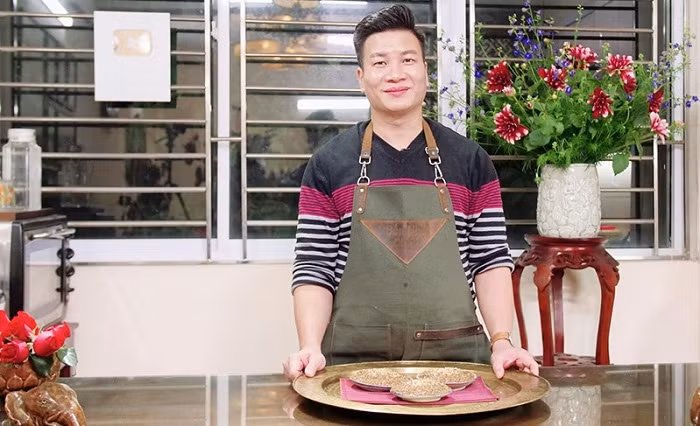 chef Nguyen Phuong Hai is widely known for his cooking skills and knowledge of Hanoi’s traditional cuisine.