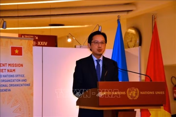 Assistant Minister of Foreign Affairs Do Hung Viet (Photo: VNA)