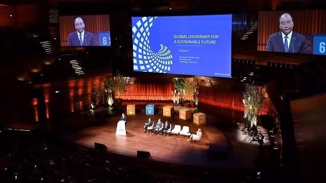 PM Nguyen Xuan Phuc addresses the P4G Summit in Copenhagen on October 20. (Photo: VGP)