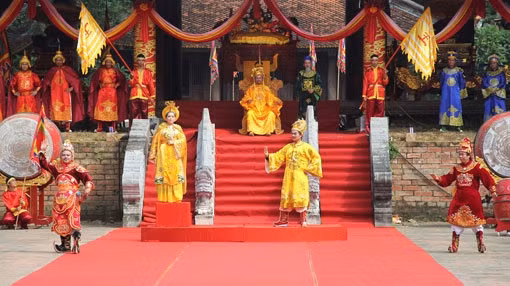 A performance at the Lam Kinh Festival honouring the Le Kings (Credit: Bao Thanh Hoa)
