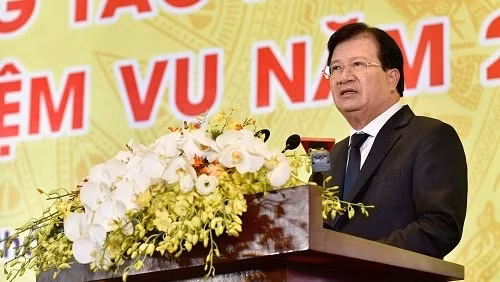 Deputy PM Trinh Dinh Dung speaking at Vinacomin's conference (Photo: VGP)