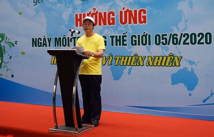 MONRE Deputy Minister Vo Tuan Nhan speaks at the meeting. (Photo: Baotainguyenmoitruong.vn)