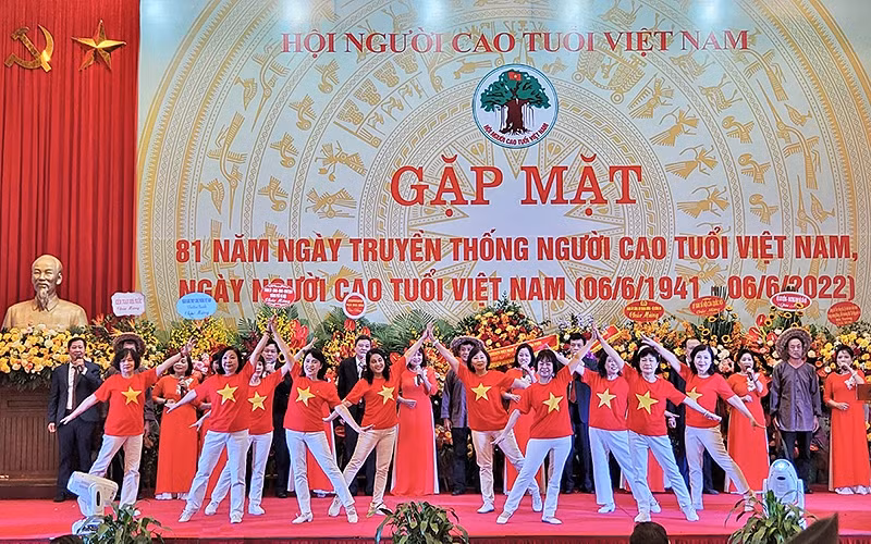 An art performance at the meeting.