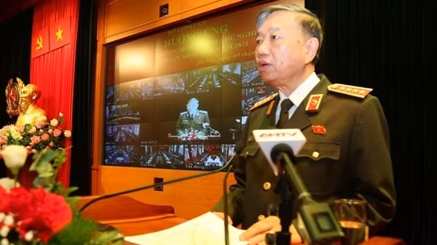 Minister of Public Security General To Lam speaking at the event (Photo: thanhtra.com.vn)