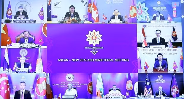 At the meeting (Photo: VNA)