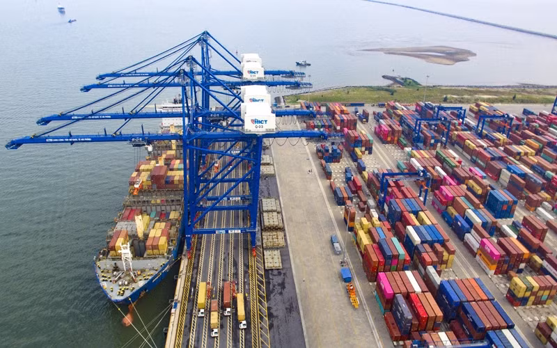 Lach Huyen seaport in Hai Phong
