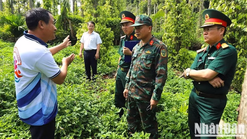 The working team surveyed a number of farming areas where residents had reported signs suggesting the possible presence of martyrs’ remains.
