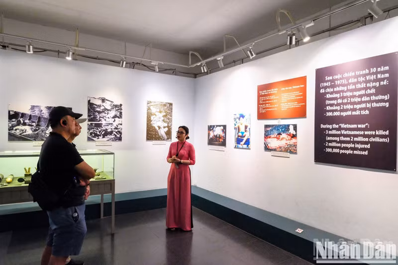 The museum is exploring the use of modern presentation technologies such as holograms and 3D simulations to recreate eyewitness testimonies, while ensuring authenticity and respect for historical memory.