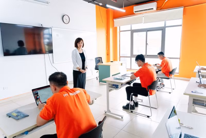 As Viet Nam steps up efforts to develop a highly skilled workforce to meet the demands of international integration, cooperative models between educational institutions and foreign enterprises are not only enhancing the quality of vocational training but also creating direct links between education and the labour market.