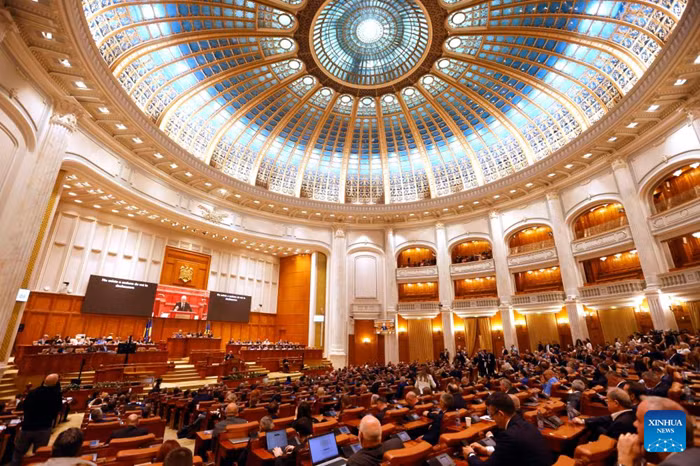 Members of Romania's bicameral parliament attend a no-confidence vote against Prime Minister Ilie Bolojan's government at Parliament Palace in Bucharest, Romania, May 5, 2026. Romania's bicameral parliament passed a no-confidence motion against Prime Minister Ilie Bolojan's government on Tuesday, with 281 votes in favor and 4 against, bringing down the government, according to the parliament's live broadcast of the vote. (Photo: Xinhua)