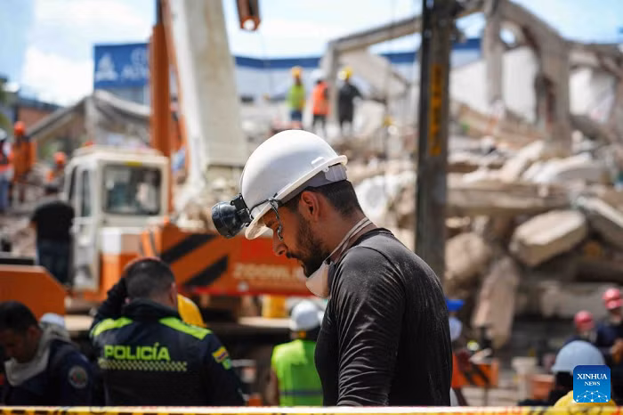 Rescuers work amid the rubble in Cali, Colombia, Aug. 13, 2026. The death toll from Monday's 7.4-magnitude earthquake in Colombia has risen to 281, with 3,971 people injured and 379 missing, according to the country's National Unit for Disaster Risk Management. The quake now affects 44,936 families and 102,105 people in 15 departments and 426 municipalities. (Photo: Xinhua)