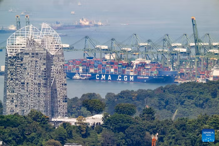 This photo taken on April 14, 2026 shows a port in Singapore. Singapore's economy grew 4.6 percent year on year in the first quarter, easing from the previous quarter's 5.7 percent expansion, advance estimates from the Ministry of Trade and Industry showed on Tuesday. (Photo: Xinhua)