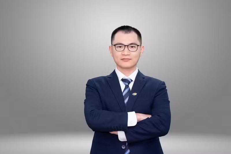 Dr Vo Van Tuan, Director of the Quantum Lab