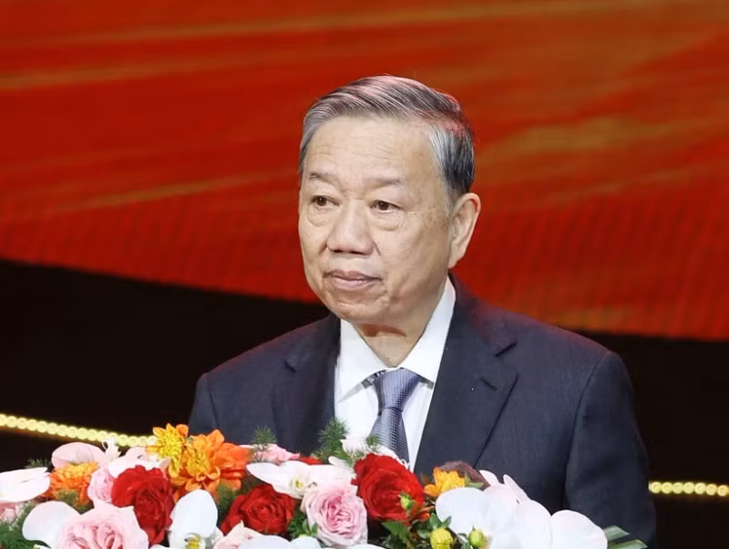 Party General Secretary To Lam addresses the forum (Photo: VNA)