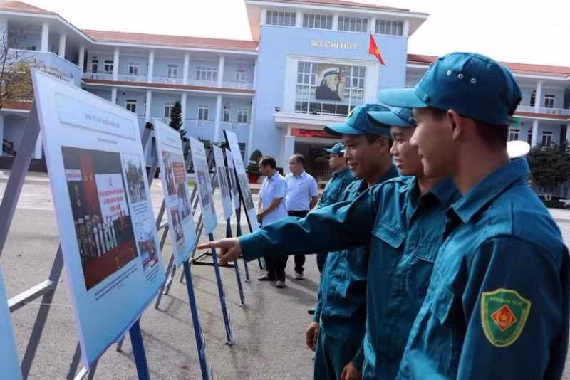 The exhibition on Truong Sa, Hoang Sa is underway in Ba Ria - Vung Tau province. (Photo:VNA)