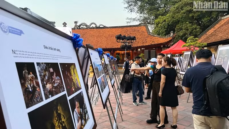 Outstanding works honoured at Vietnam art photography competition and exhibition