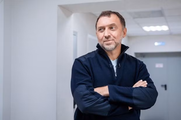 Oleg Vladimirovich Deripaska, founder of aluminum giant RUSAL, and Russia’s largest auto maker GAZ Group. (Photo: VNA)
