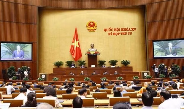 The plenary sitting of the 15th National Assembly's fourth session on October 28 (Photo: VNA)